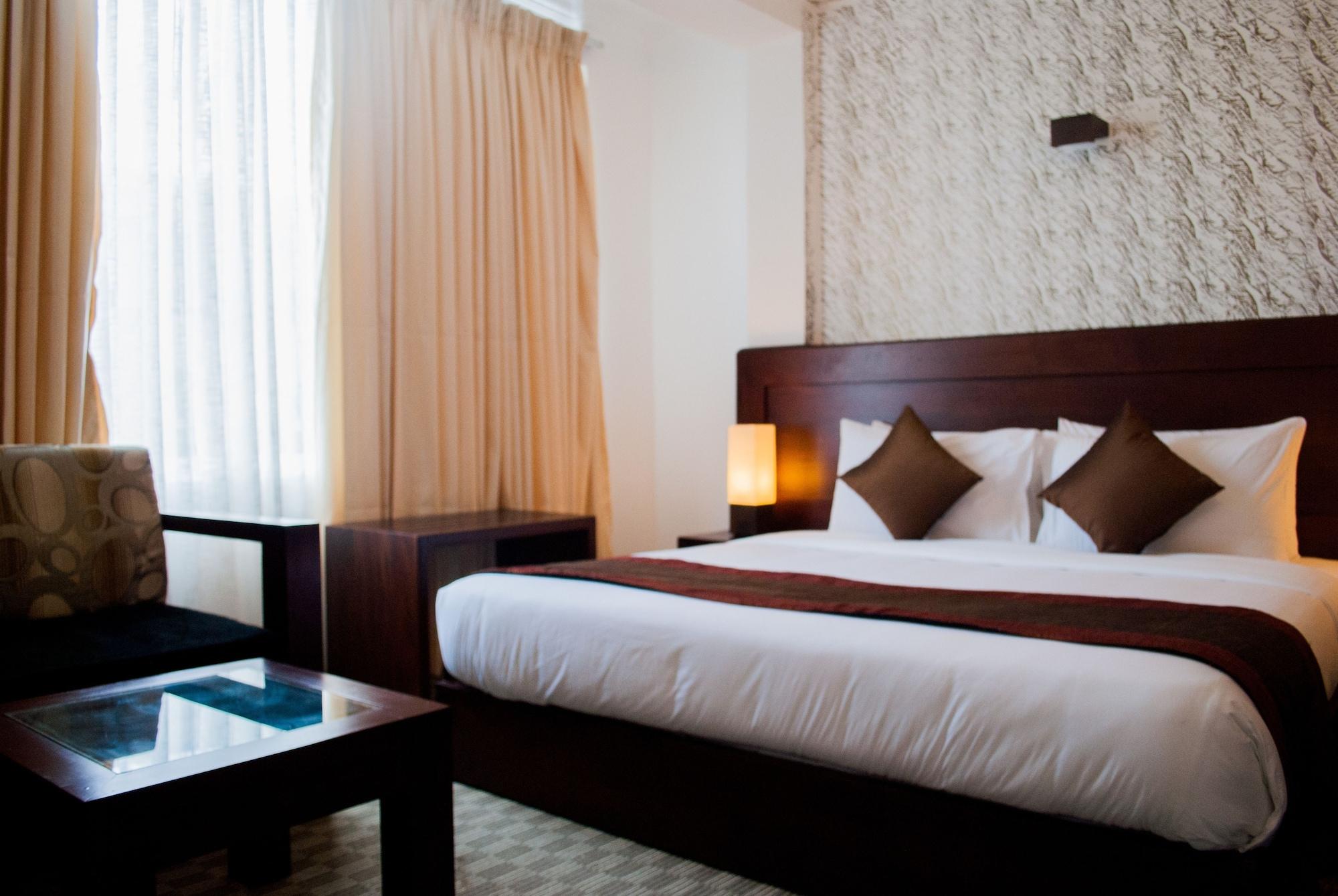 Ceylon City Hotel,Коломбо Экстерьер фото